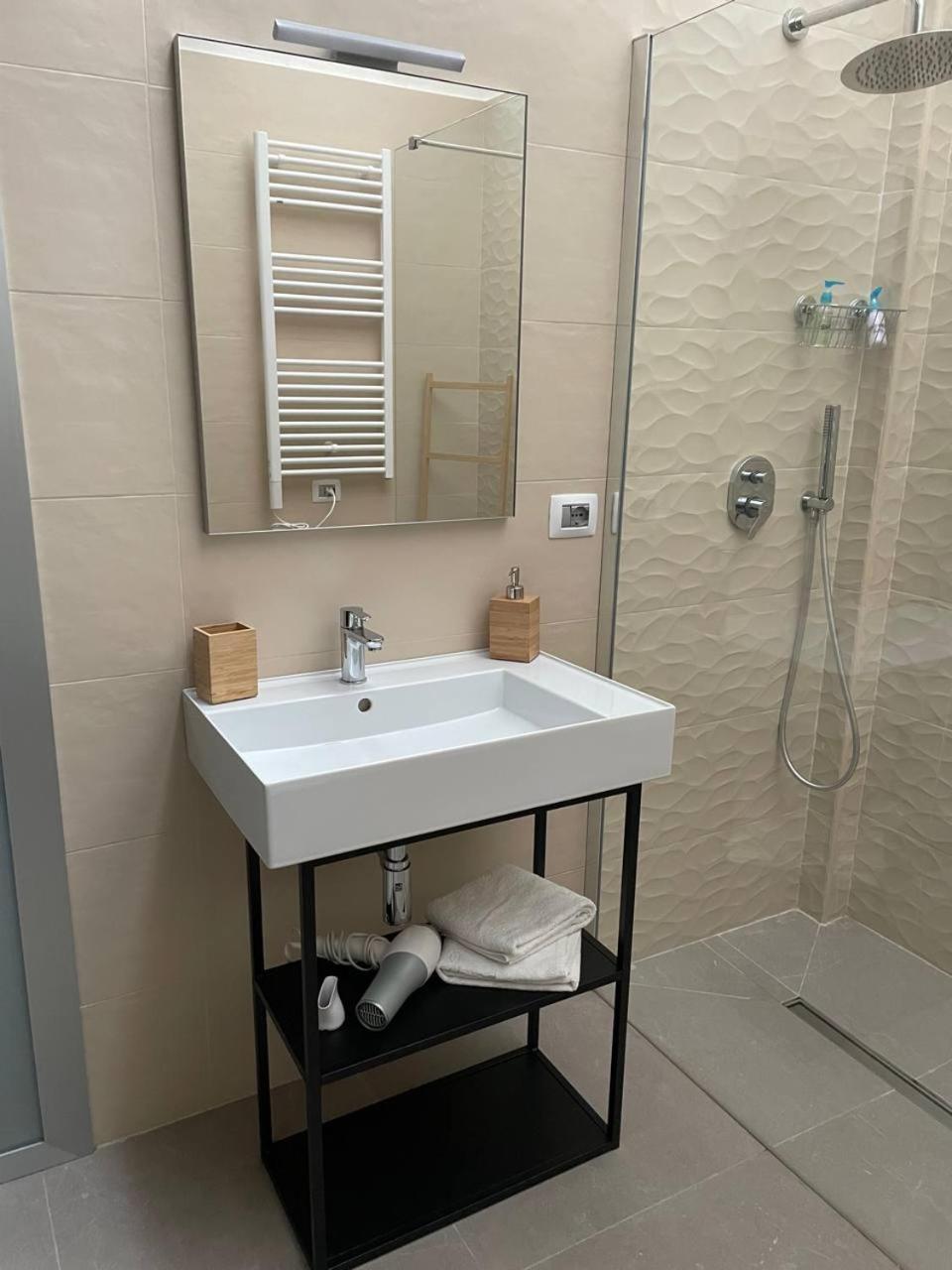 Alex Comfort House Bari Kültér fotó
