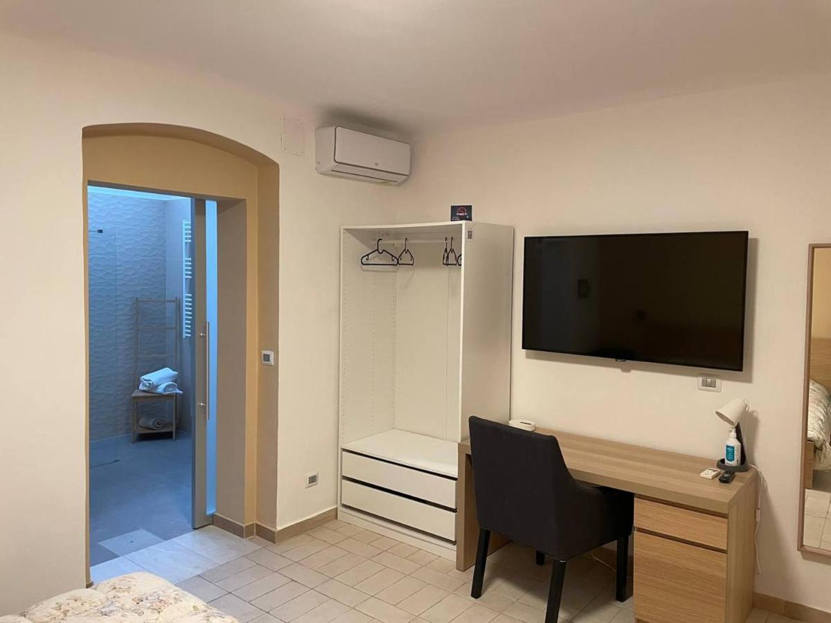 Alex Comfort House Bari Kültér fotó